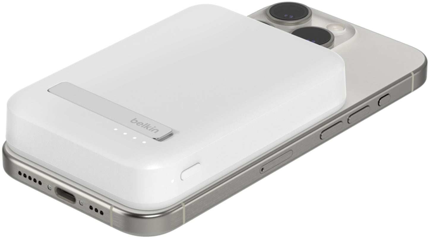 Belkin BoostCharge Pro Wireless External Battery with Kickstand, 8000mAh, 15W, FQI, 1 x QI - 1 x USB-C, White BPD007btWH