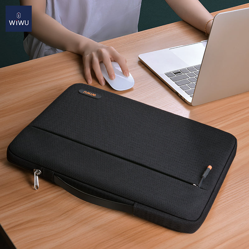 WiWu Pilot Sleeve for 14inch Laptop, Black