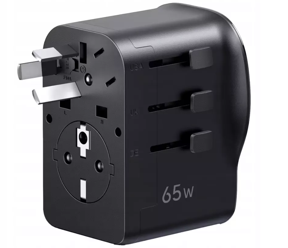 UGREEN Travel S550 Network Charger (55001), 65W, 3.25A, 1 x USB-A - 2 x USB-C, Black